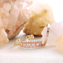 Load image into Gallery viewer, 14K Gold 1/10 CTW Diamond Ring