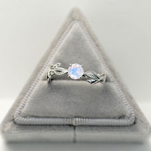 Load image into Gallery viewer, 14K Solid Gold Ring 1CT Round Moonstone Wedding Ring Moonstone Engagement Ring Anniversary Ring