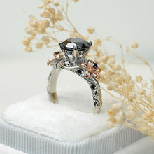 Load image into Gallery viewer, Black Moissanite