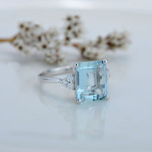 Load image into Gallery viewer, 3Ct Emerald Shape Step Cut Aquamarine ring, Aquamarine solitaire ring, 3 Carat Natural Aquamarine Ring, Genuine Aquamarine Vintage Ring
