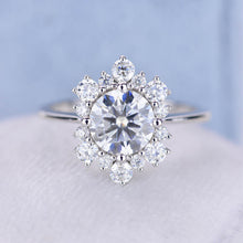 Load image into Gallery viewer, 2 Carat Snowflake Moissanite Gold Ring