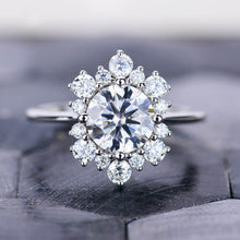 Load image into Gallery viewer, 2 Carat Snowflake Moissanite Gold Ring