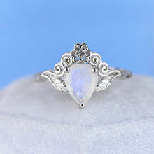 Load image into Gallery viewer, Natural Moonstone Pear Shape Floral Gold Ring