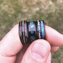 Load image into Gallery viewer, Genuine Abalone Shell Men's Tungsten Carbide Ring