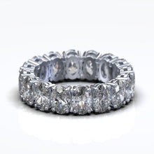 Load image into Gallery viewer, 6.5 CT.T.W. Moissanite Oval Eternity Band - Giliarto