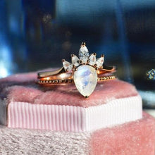 Load image into Gallery viewer, 14K Solid Rose Gold Dainty Natural Moonstone Ring Set, 2ct Pear Cut Moonstone Ring Set, Rose Gold Ring Unique Curved Marquise Cut Ring