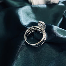 Load image into Gallery viewer, 1.5Ct Moissanite Halo Engagement Vintage Ring, Oval Shape Cut Moissanite Engagement Ring, Accents Stones 14K White Cluster Gold Ring