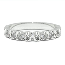 Load image into Gallery viewer, 0.3 Carat Diamond Giliarto  Gold Engagement Ring
