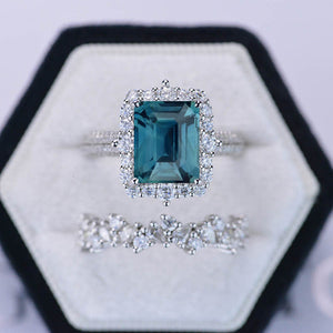 3 Carat Round Teal Sapphire Halo Gold Engagement Ring