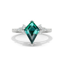 Load image into Gallery viewer, 3 Carat Kite Emerald Engagement Ring. 3CT Fancy Shape Emerald Gold Ring
