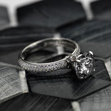 Load image into Gallery viewer, ''Carmen'' 2 Carat Gray Grey Moissanite 14K Gold  Engagement Ring
