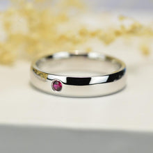 Load image into Gallery viewer, Ruby Men's Gold Wedding Engagement  Ring
