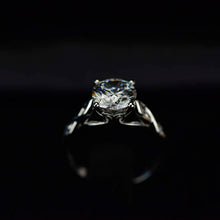 Load image into Gallery viewer, Gray Moissanite  Ring
