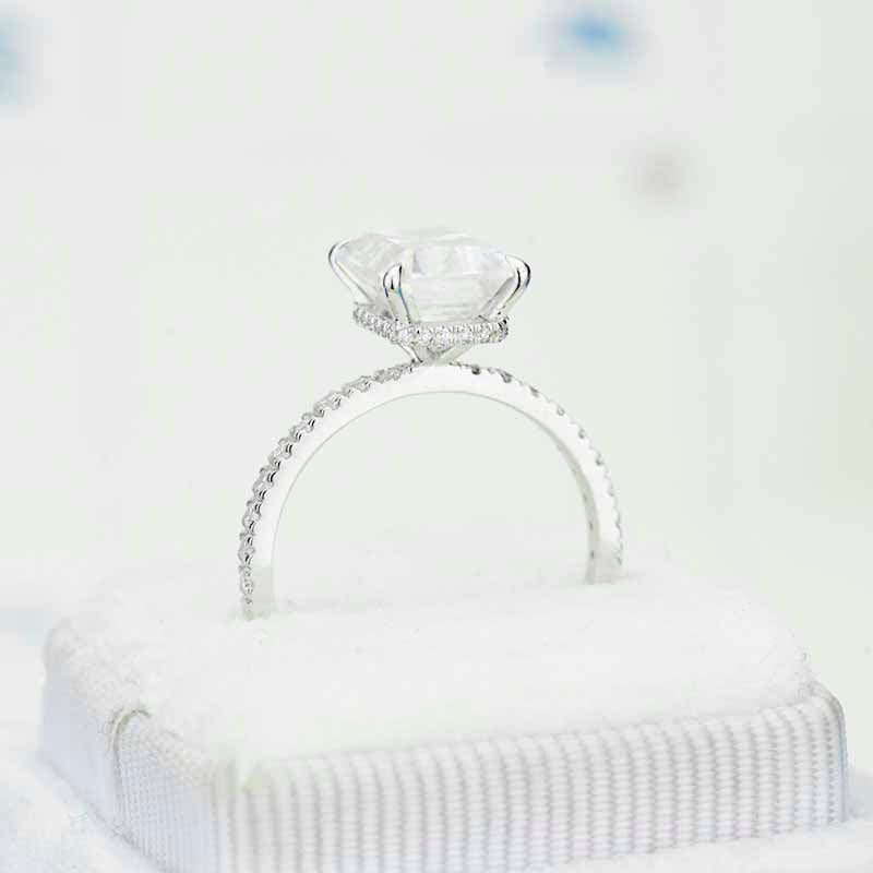 2 Carat Moissanite Diamond Emerald Cut Halo White Gold Engagement  Ring