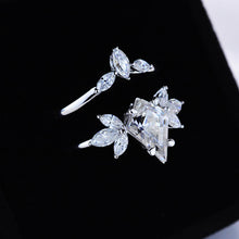 Load image into Gallery viewer, 2.5 Carat Kite Moissanite Engagement Ring. 2.5CT Fancy Shape Moissanite Ring Set
