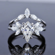 Load image into Gallery viewer, 2.5 Carat Kite Moissanite Engagement Ring. 2.5CT Fancy Shape Moissanite Ring Set
