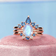 Load image into Gallery viewer, Oval Vintage  Moonstone Ring- Three Ring Set
