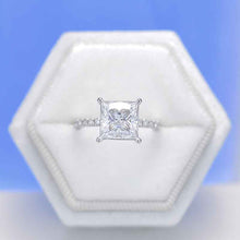 Load image into Gallery viewer, 3 Carat Giliarto Moissanite Princess Cut Engagement Gold Ring.

