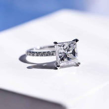 Load image into Gallery viewer, 3 Carat Giliarto Moissanite Princess Cut Engagement Gold Ring.
