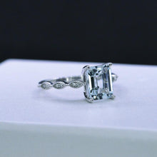 Load image into Gallery viewer, 3Ct Emerald cut Aquamarine ring, Aquamarine solitaire ring, natural aquamarine ring, genuine aquamarine emerald cut vintage ring
