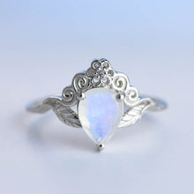 Load image into Gallery viewer, Natural Moonstone Pear Shape Floral Gold Ring
