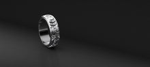 Load image into Gallery viewer, Diamond Men's Ring - Giliarto desktop
