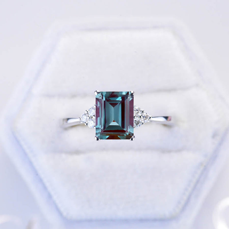 3 Carat Emerald Cut Alexandrite Luxury Vintage Ring