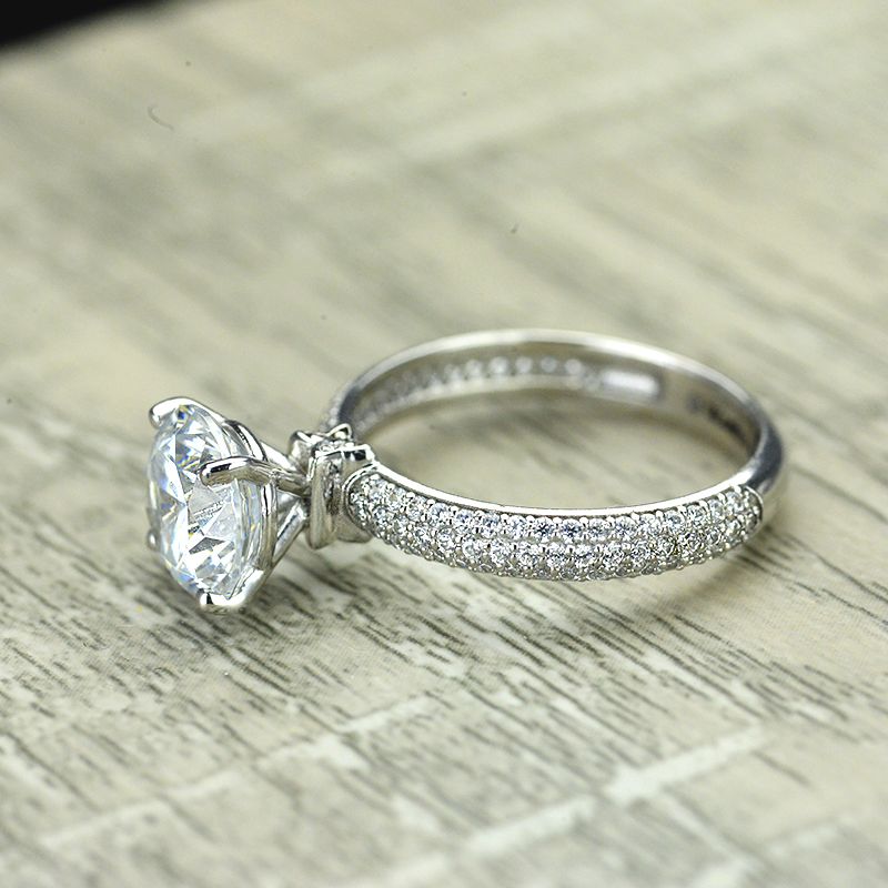 oval moissanite engagement ring