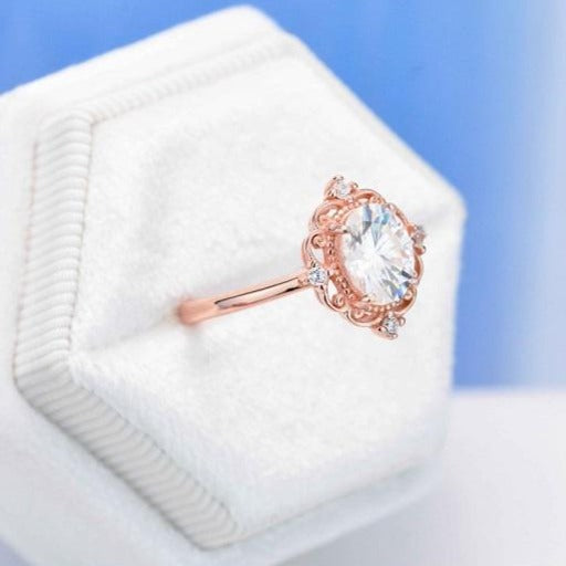 14K Solid Rose Gold Dainty Oval Moissanite Ring, 1.5ct Oval Cut Moissanite Ring, Rose Gold Ring Unique Oval Halo Vintage Ring