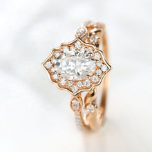 Load image into Gallery viewer, Vintage Oval Shaped Moissanite Engagement Ring 14K Flower Rose Gold Ring Set for Women. Vintage Oval Halo Gold Ring Set
