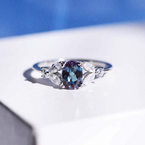 14K Solid White Gold Dainty Alexandrite Ring, Oval Cut Alexandrite Ring Set, White Gold Ring Unique Vintage Ring