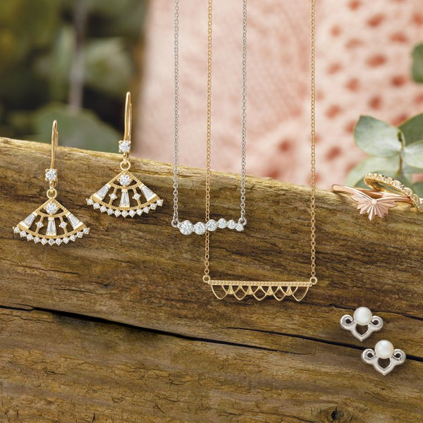 14K Gold 1/4 CTW Diamond Graduated 16" Necklace