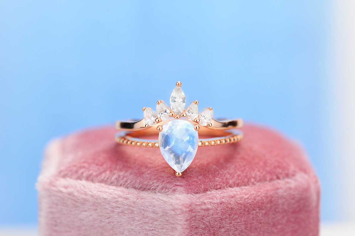 Natural Moonstone Ring Set, 2ct Pear Cut Moonstone Vintage Ring Set, Rose Gold Ring Unique Curved  Ring