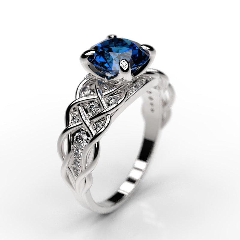 2 Carat Sapphire Engagement Ring - Giliarto